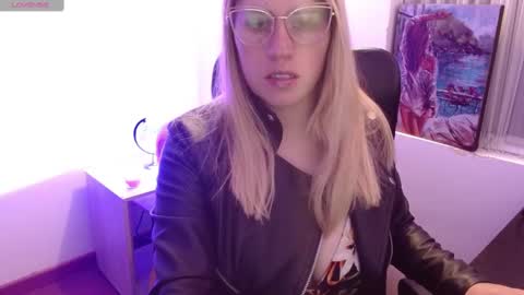   online show from 20, 2, 2025