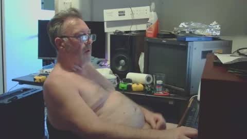 thang5545 online show from 1, 1, 2025