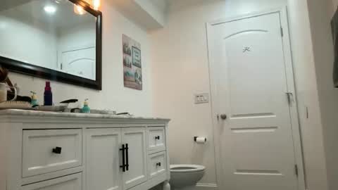 Snapshot of thatoneblondee chatting on 8, 1, 2026 thatoneblondee online show from 8, 1, 2026