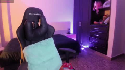 Snapshot of thays_mawakye01 chatting on 16, 1, 2025 Paola online show from 16, 1, 2025