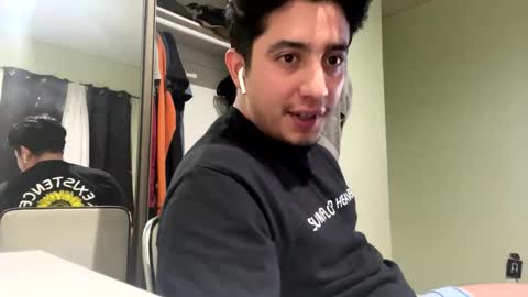 Snapshot of the1berto chatting on 17, 11, 2025 the1berto online show from 17, 11, 2025