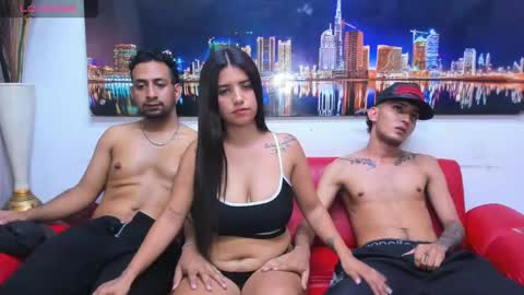 Snapshot of the_best_wild_sex chatting on 19, 2, 2026 HORNY 3SOME READY FOR DESTROY HER MIA AND DERECK MAXI MOD MARIO online show from 19, 2, 2026