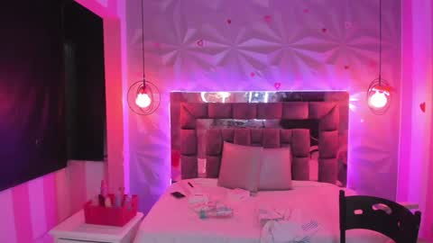 i am Cat  online show from 25, 1, 2025