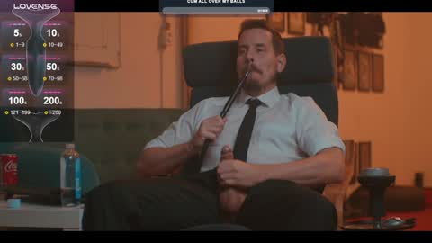 Snapshot of the_dilf chatting on 21, 12, 2024 The DILF -  online show from 21, 12, 2024