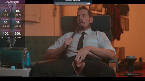 Snapshot of the_dilf chatting on 26, 12, 2024 The DILF -  online show from 26, 12, 2024