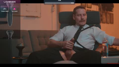 Snapshot of the_dilf chatting on 9, 2, 2025 The DILF -  online show from 9, 2, 2025