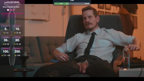 Snapshot of the_dilf chatting on 1, 3, 2025 The DILF -  online show from 1, 3, 2025