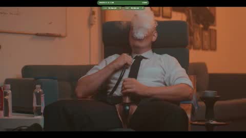 Snapshot of the_dilf chatting on 23, 9, 2025 The DILF -  online show from 23, 9, 2025