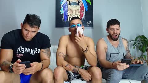 SCOTT  THEO  KAMERON  GENDERSON online show from 20, 12, 2024