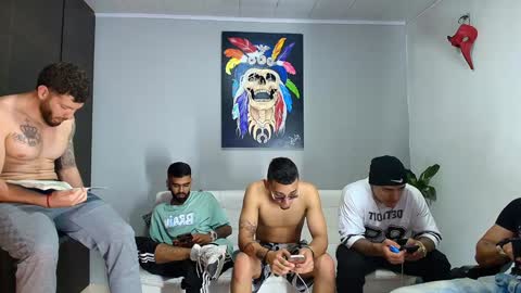 SCOTT  THEO  KAMERON  GENDERSON online show from 20, 12, 2024