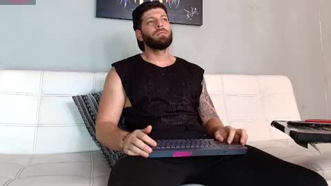 SCOTT  THEO  KAMERON  GENDERSON online show from 28, 2, 2025