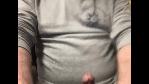 Snapshot of the_johnny_bravo chatting on 1, 10, 2025 BarryMcCockiner online show from 1, 10, 2025