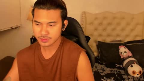 Snapshot of the_killian_jones chatting on 9, 9, 2025 ken online show from 9, 9, 2025