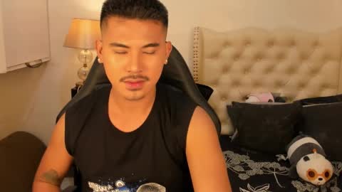 Snapshot of the_killian_jones chatting on 15, 9, 2025 ken online show from 15, 9, 2025