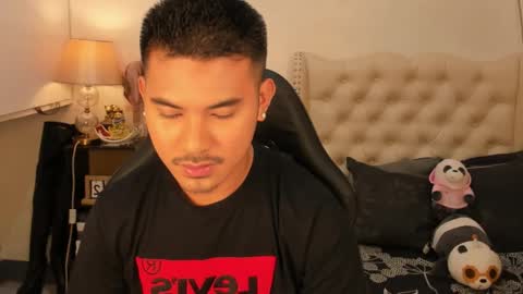 Snapshot of the_killian_jones chatting on 21, 9, 2025 ken online show from 21, 9, 2025