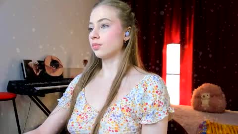 Ally    STREAMING ON TWITCH NOW Check my Twitter for updates online show from 15, 1, 2026