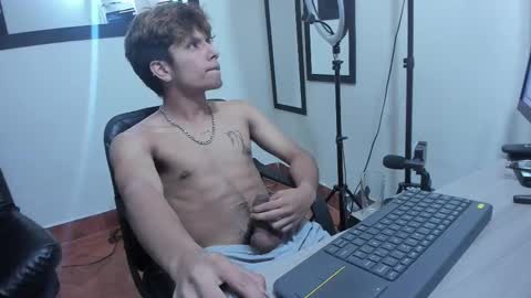 Snapshot of the_weed_guys chatting on 12, 3, 2025 Danny online show from 12, 3, 2025