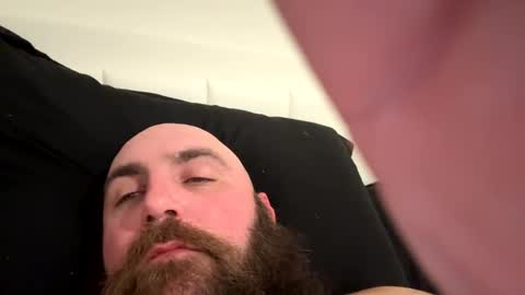 Snapshot of thebeardeddragon1985 chatting on 4, 3, 2026 thebeardeddragon1985 online show from 4, 3, 2026