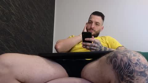 Snapshot of thebestmuscles chatting on 7, 3, 2025 John online show from 7, 3, 2025