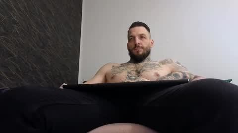 Snapshot of thebestmuscles chatting on 9, 3, 2025 John online show from 9, 3, 2025