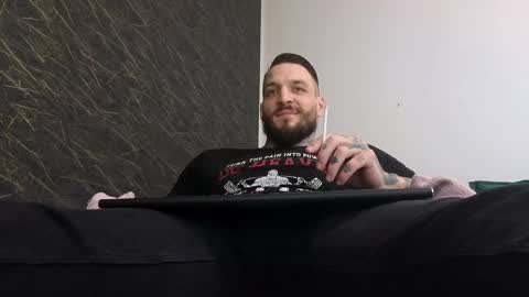 Snapshot of thebestmuscles chatting on 12, 3, 2025 John online show from 12, 3, 2025