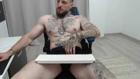 Snapshot of thebestmuscles chatting on 11, 9, 2025 John online show from 11, 9, 2025