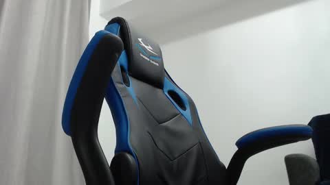 Snapshot of thebestmuscles chatting on 30, 9, 2025 John online show from 30, 9, 2025