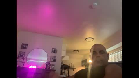 Snapshot of thebuzz777 chatting on 18, 9, 2025 theBuzz777 online show from 18, 9, 2025