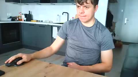 thecuteguy144949 online show from 9, 11, 2025