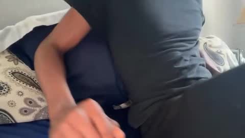 Snapshot of theeshooterr chatting on 2, 1, 2025 theeshooterr online show from 2, 1, 2025