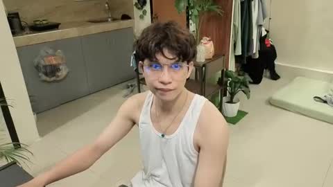 Green online show from 3, 12, 2025