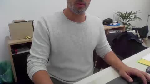 Snapshot of thehardcock2025 chatting on 4, 2, 2025 thehardcock2025 online show from 4, 2, 2025