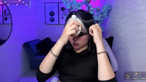 Theia  online show from 8, 11, 2025