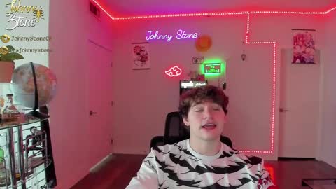 Johnny Stone online show from 12, 3, 2025