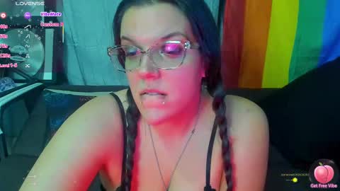 Goddess Nola online show from 21, 10, 2025