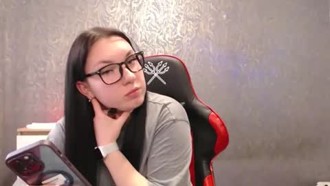 Lisa online show from 19, 4, 2026