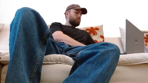 TheMonarchGoat online show from 22, 4, 2026