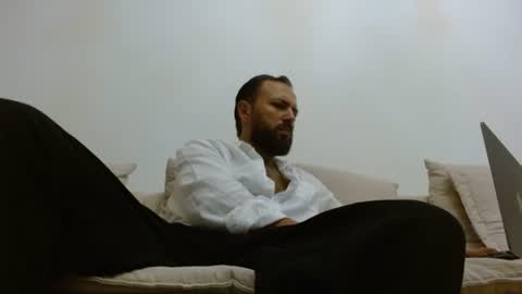 TheMonarchGoat online show from 31, 7, 2026