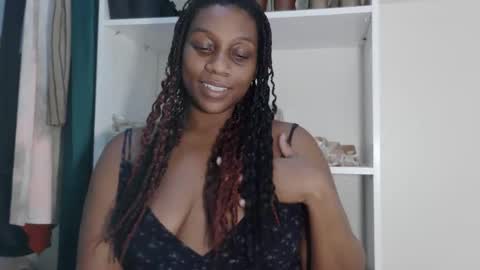Snapshot of thenaturalgoddess chatting on 30, 11, 2025 TheNaturalGoddess online show from 30, 11, 2025