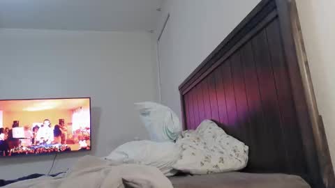 Snapshot of thenaturalgoddess chatting on 18, 12, 2025 TheNaturalGoddess online show from 18, 12, 2025