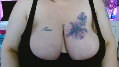 Snapshot of thenaughty1baby_2 chatting on 16, 1, 2025 im on randomly so follow to know when im online online show from 16, 1, 2025