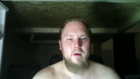 thenewdude1992 online show from 14, 2, 2025