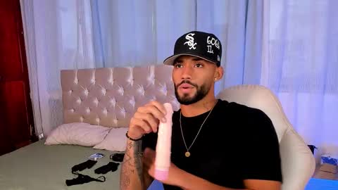 Theo Sky online show from 12, 9, 2025