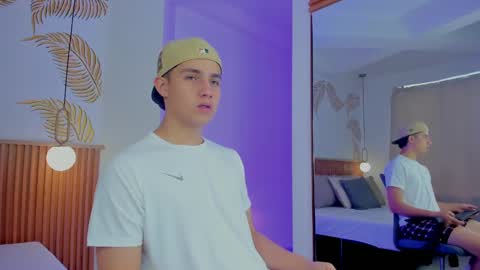  THEO- MATEO  online show from 16, 12, 2024