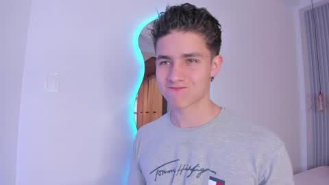  THEO- MATEO  online show from 30, 12, 2024