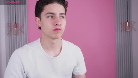  THEO- MATEO  online show from 19, 1, 2025