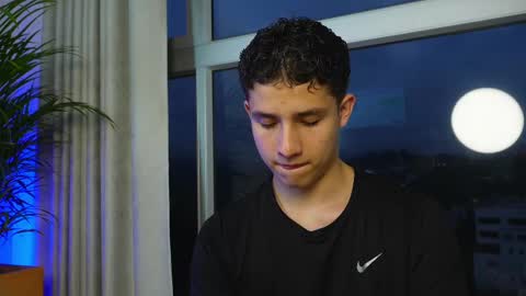  THEO- MATEO  online show from 8, 3, 2025