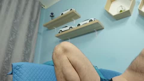 Chris online show from 24, 2, 2025