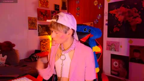 Snapshot of theprince_red chatting on 11, 4, 2026 Matt independent model online show from 11, 4, 2026