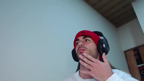 Santiago Enrique online show from 12, 2, 2026